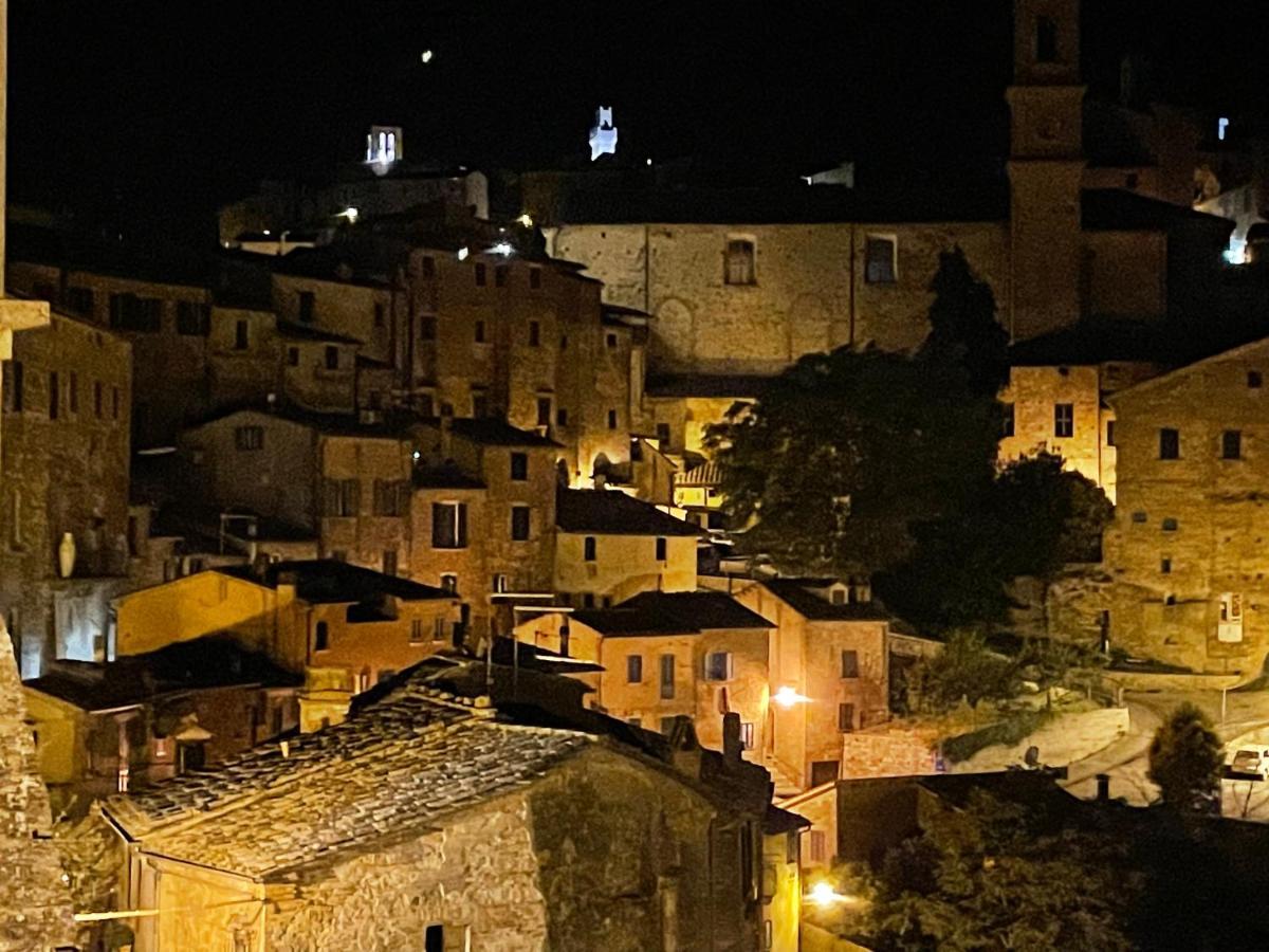 Pulcinella Appartamento Tipico Centro Storico Montepulciano Stazione 外观 照片