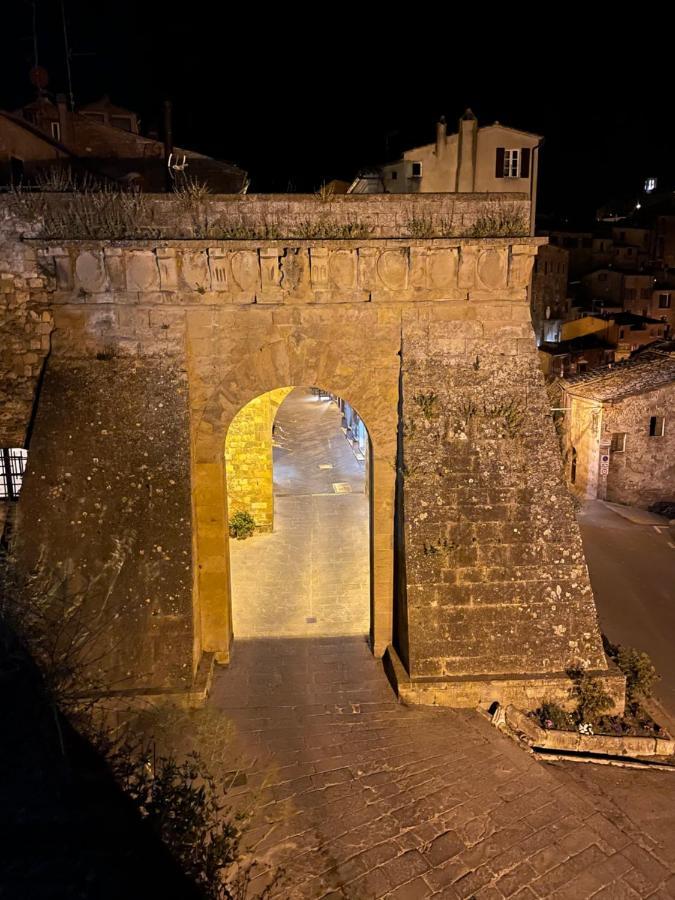 Pulcinella Appartamento Tipico Centro Storico Montepulciano Stazione 外观 照片