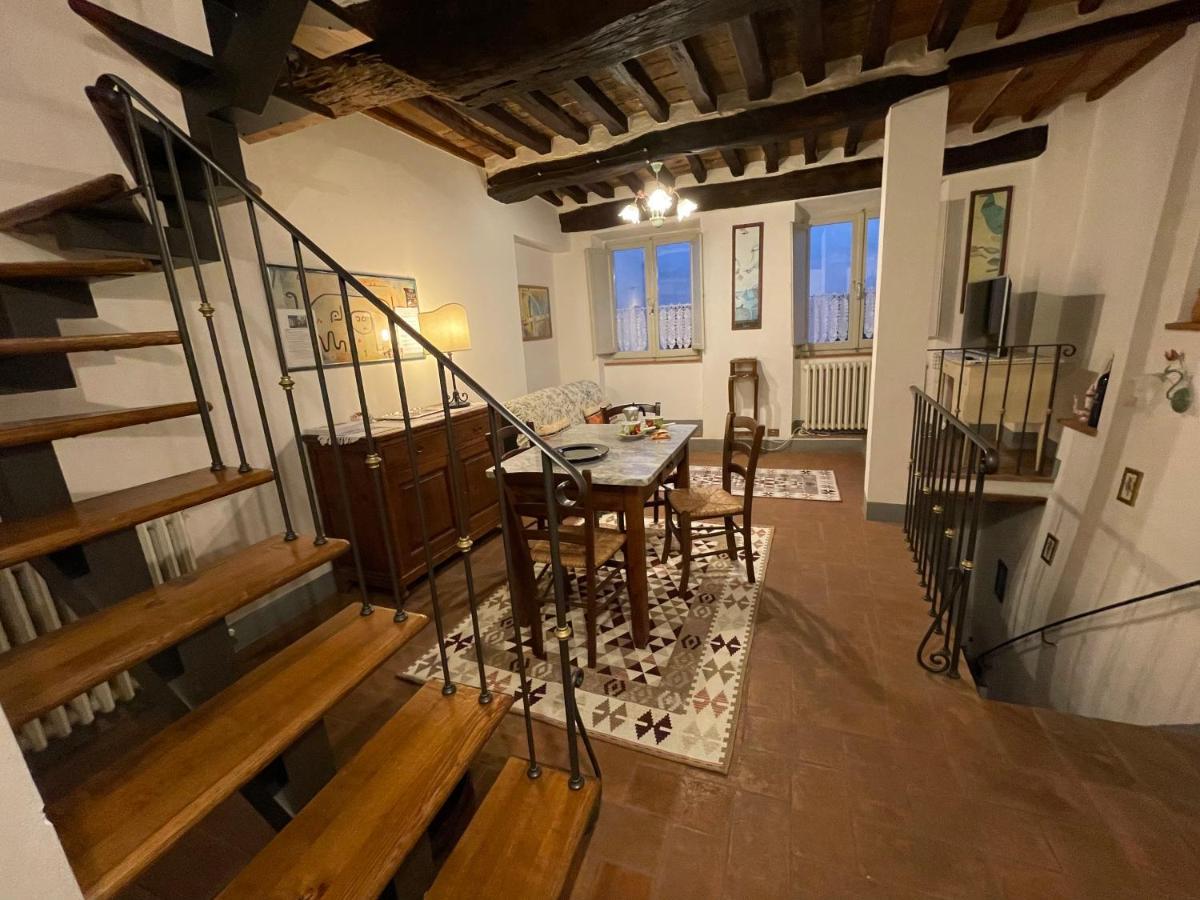 Pulcinella Appartamento Tipico Centro Storico Montepulciano Stazione 外观 照片