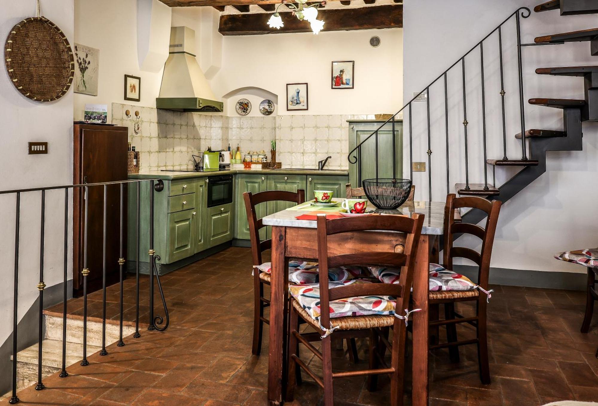 Pulcinella Appartamento Tipico Centro Storico Montepulciano Stazione 外观 照片