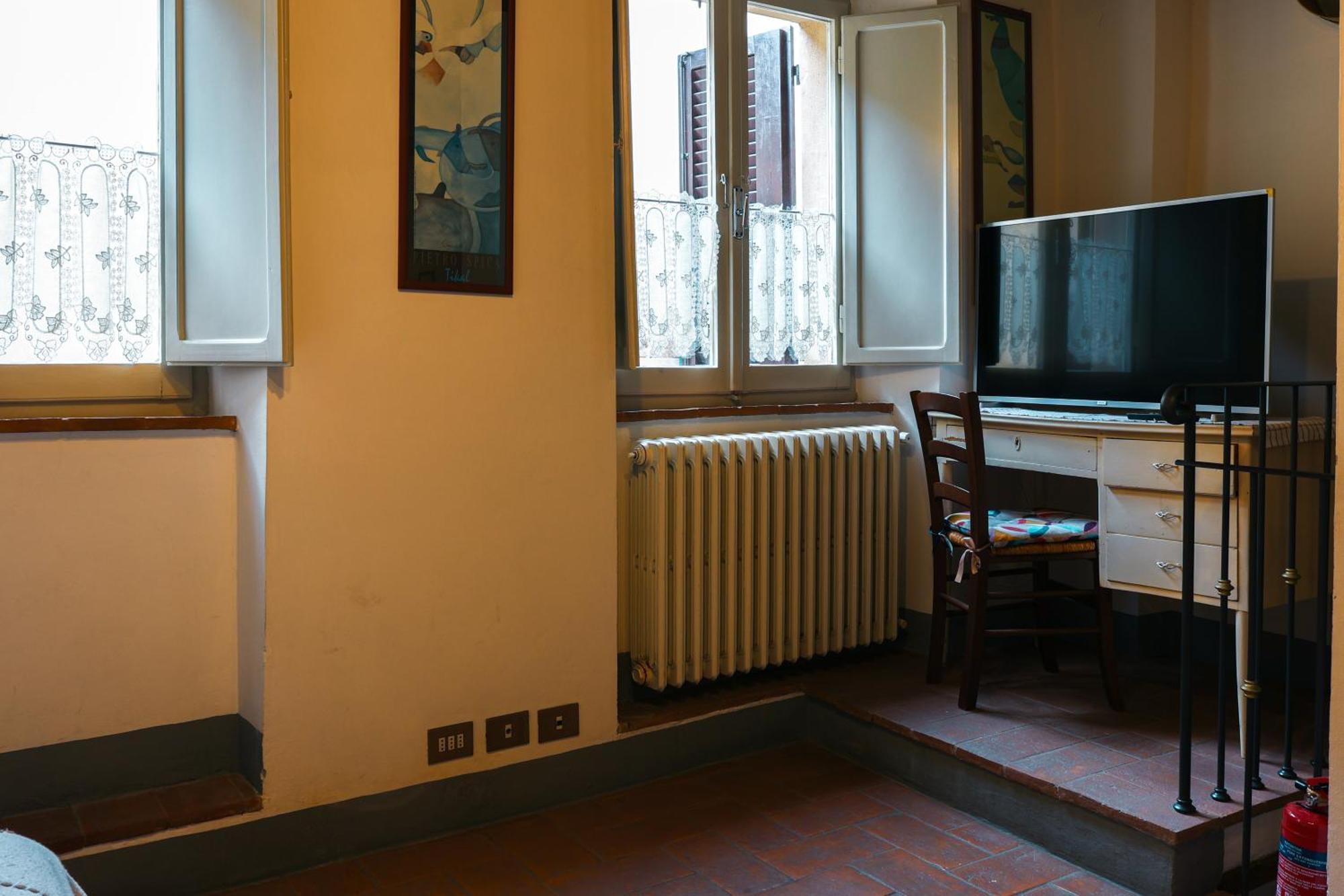 Pulcinella Appartamento Tipico Centro Storico Montepulciano Stazione 外观 照片
